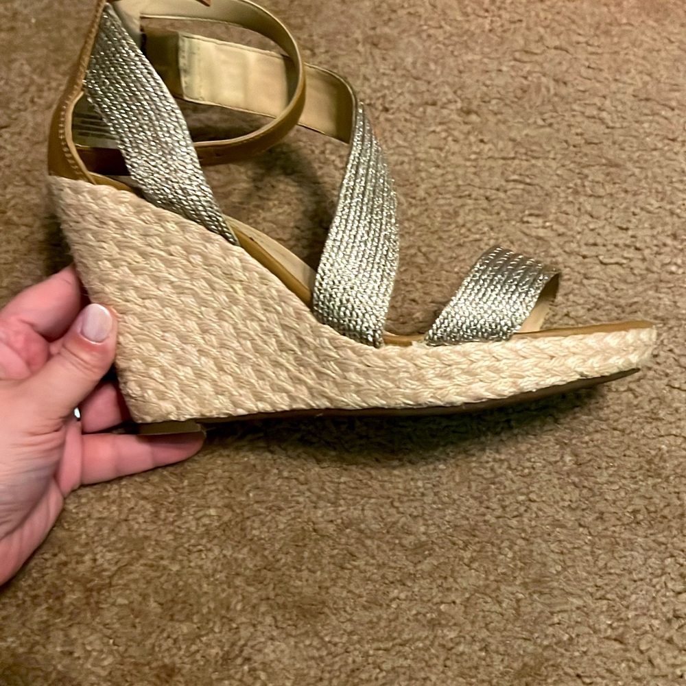 Jessica Simpson tan shine wedges